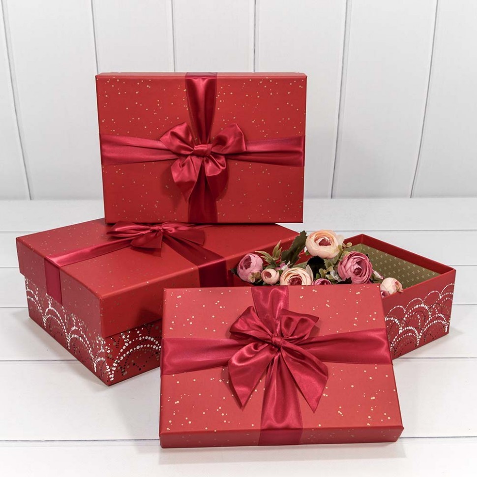 коробка для цветов. флористическая пена. много коробок. коробка сердце набор из 3шт 28x25. стружка бронзовая в коробке.