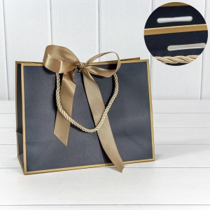 Пакет подарочный       